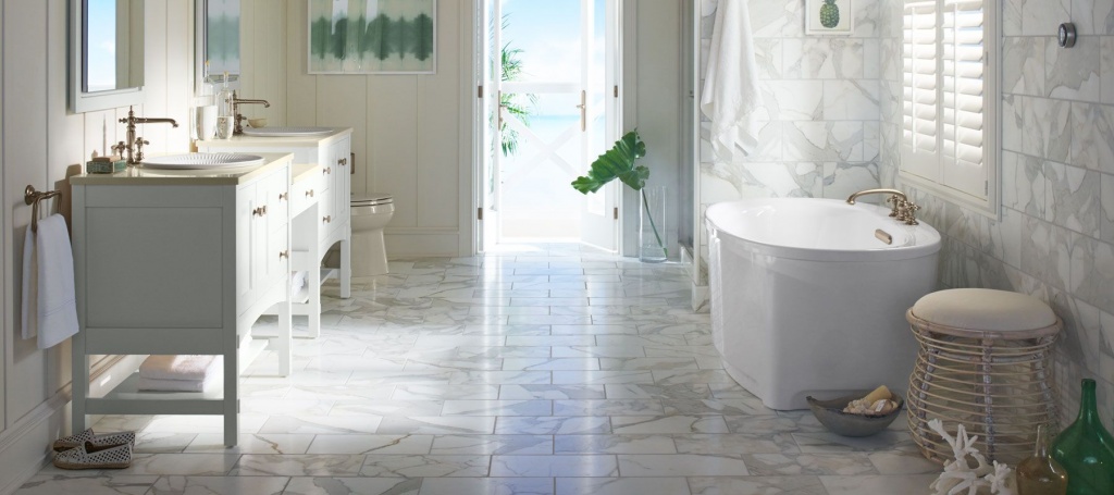 Klart badrum i marmor