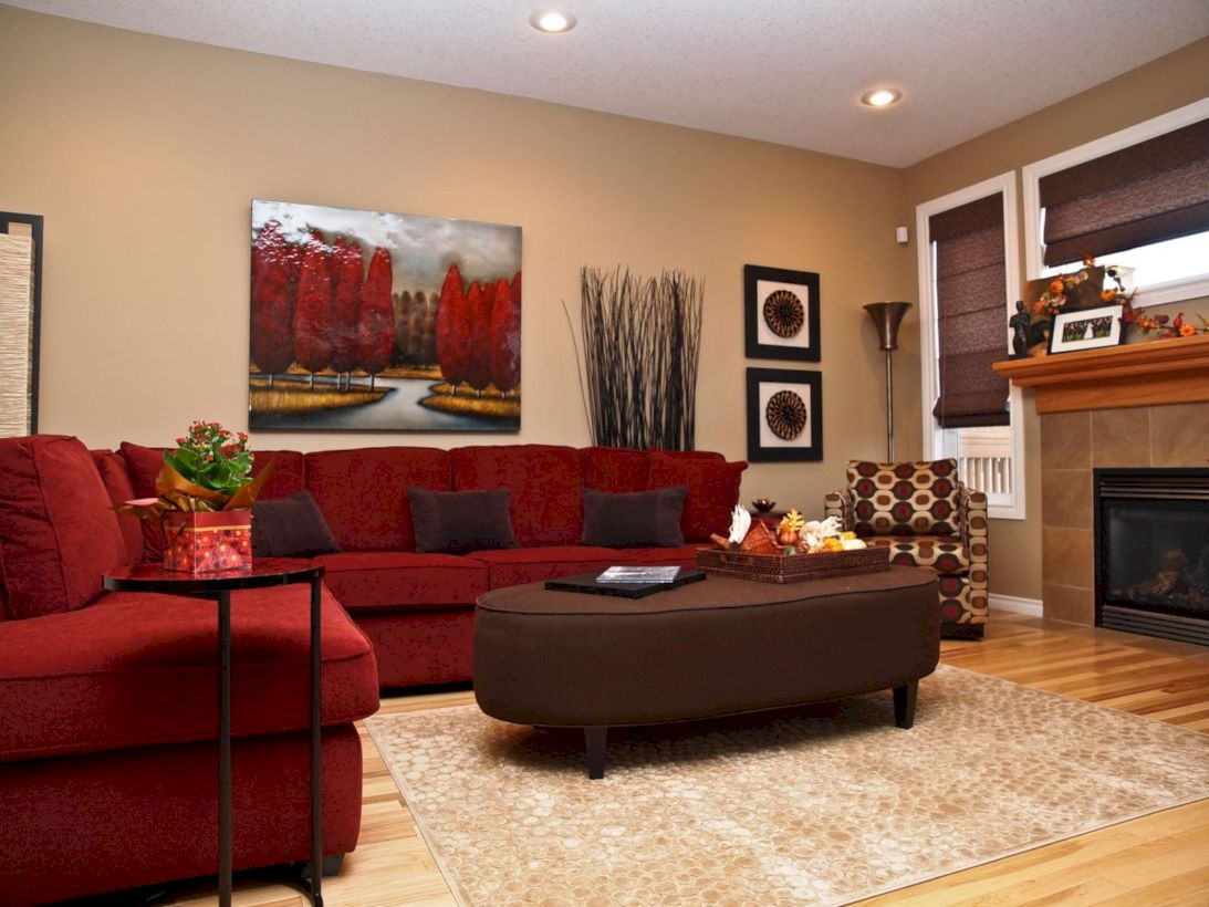 Cushy Red Sectional Couch Set i det varma vardagsrummet
