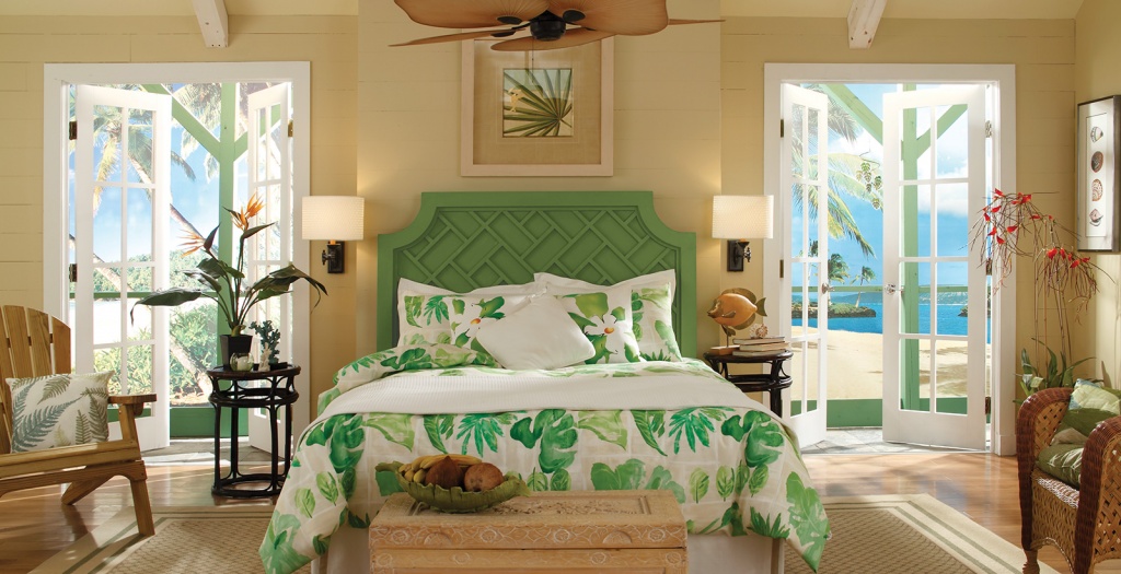 Luftigt tropiskt sovrum