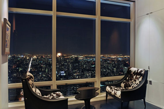 man11 Minimalistisk takvåning på Manhattan med ytterväggar av glas