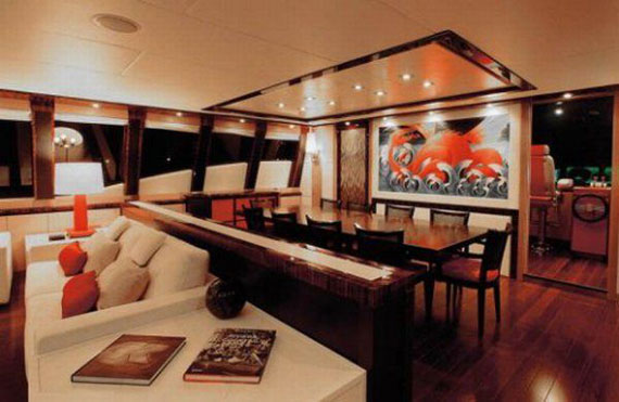 y36 Exempel på glamorösa yachtinredning som kommer att förvåna dig