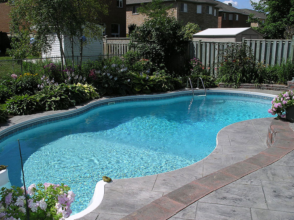 1200px bakgårdspool Hur man underhåller en pool på sommaren